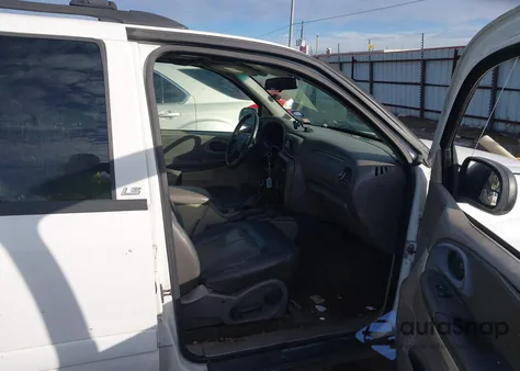 2002 Chevrolet Trailblazer Ls from USA, damaged, VIN 1GNDS13S522485913